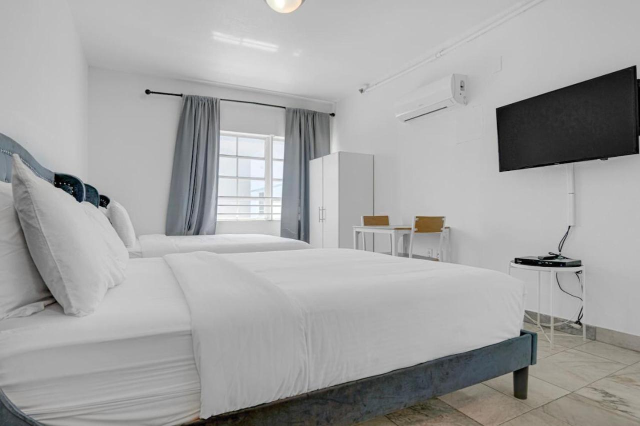 Apartment South Chic Retreat Sleeps 4 *